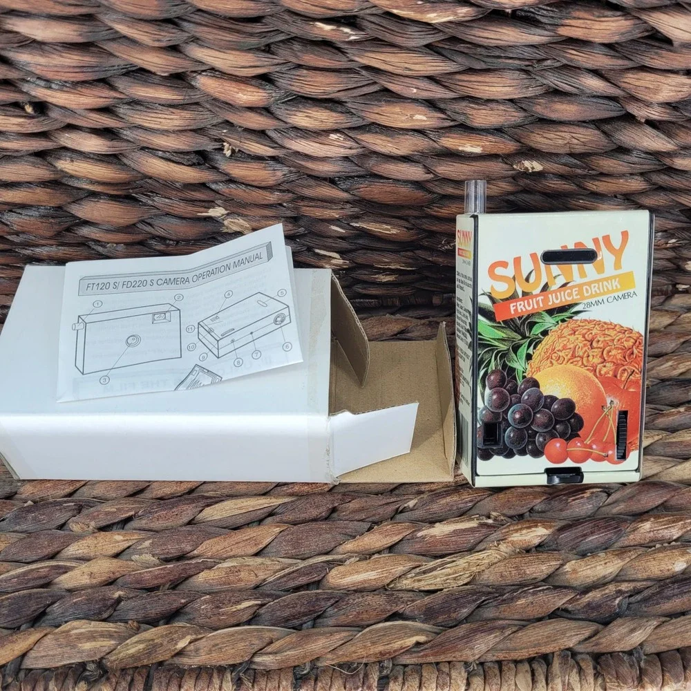 Fuuvi Sunny Fruit Juice Drink 35mm Film Camera Unisex OS Novelty 28mm Focus Free